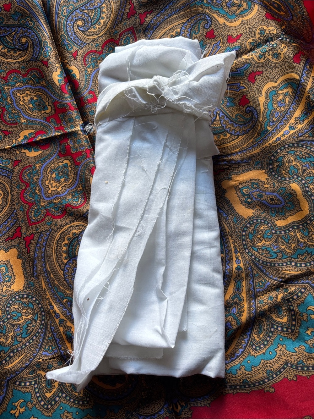 Vintage White Fabric 4+ Yards Sewing Material Cotton Blend Craft Yardage